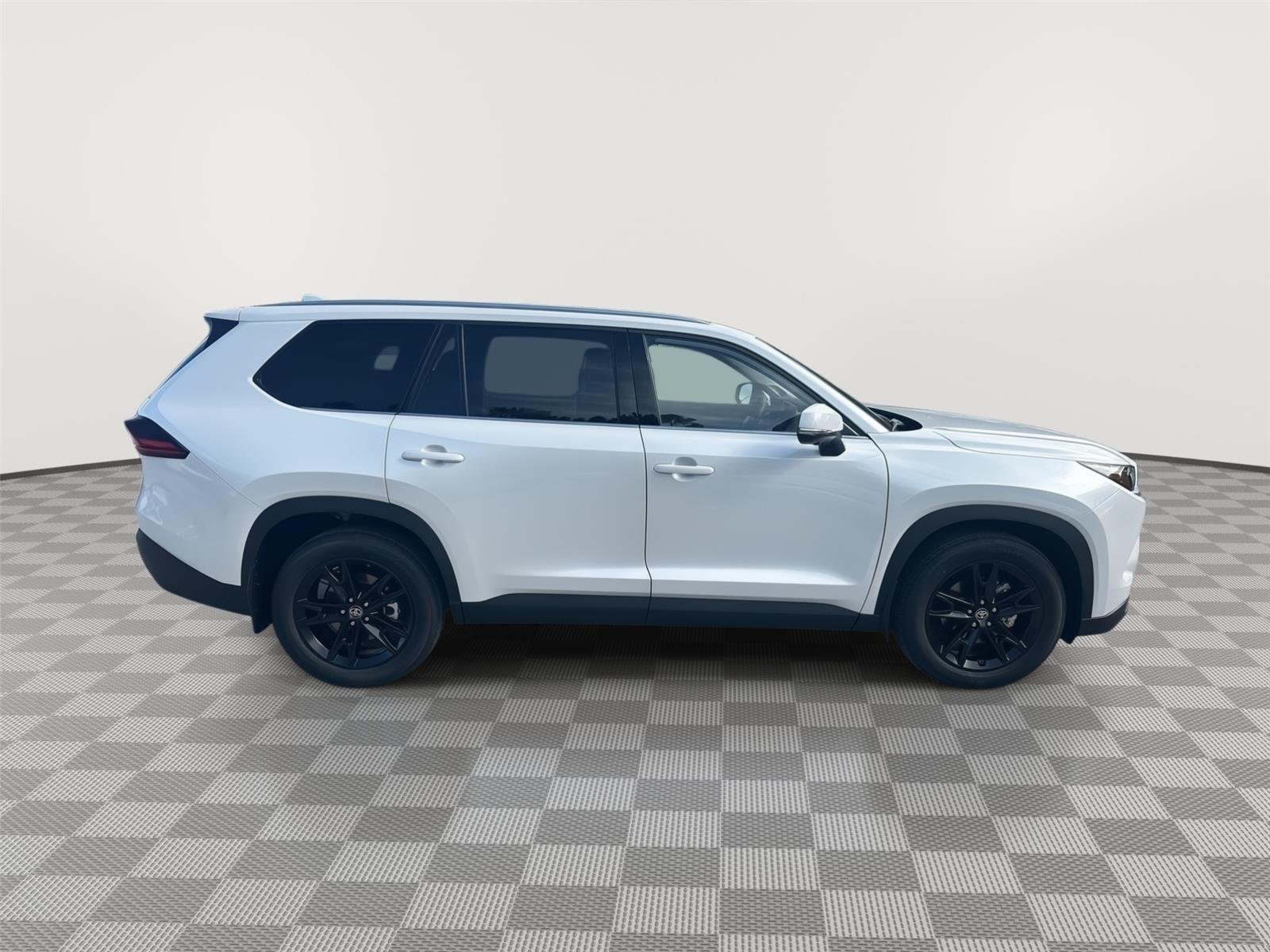 New 2026 Wind Chill Pearl <sup>1</sup> Toyota  Platinum image 4