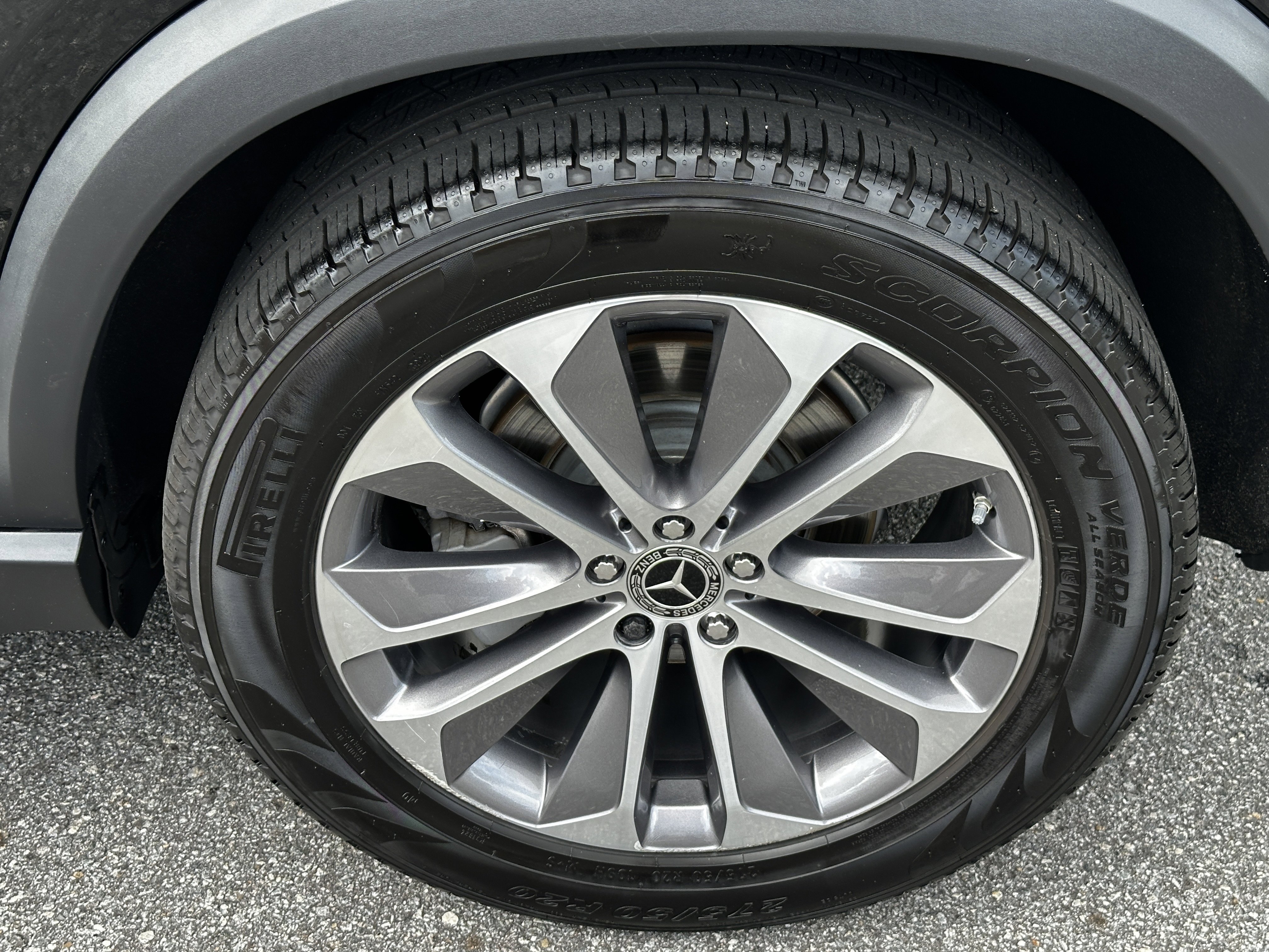 Certified Used 2022 Black Mercedes-Benz GLE 350 image 23