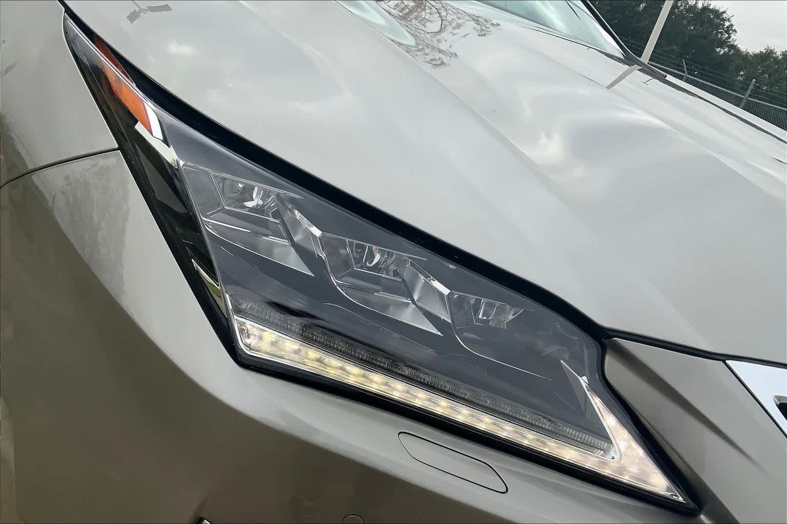 Used 2019 Atomic Silver Lexus F SPORT image 28