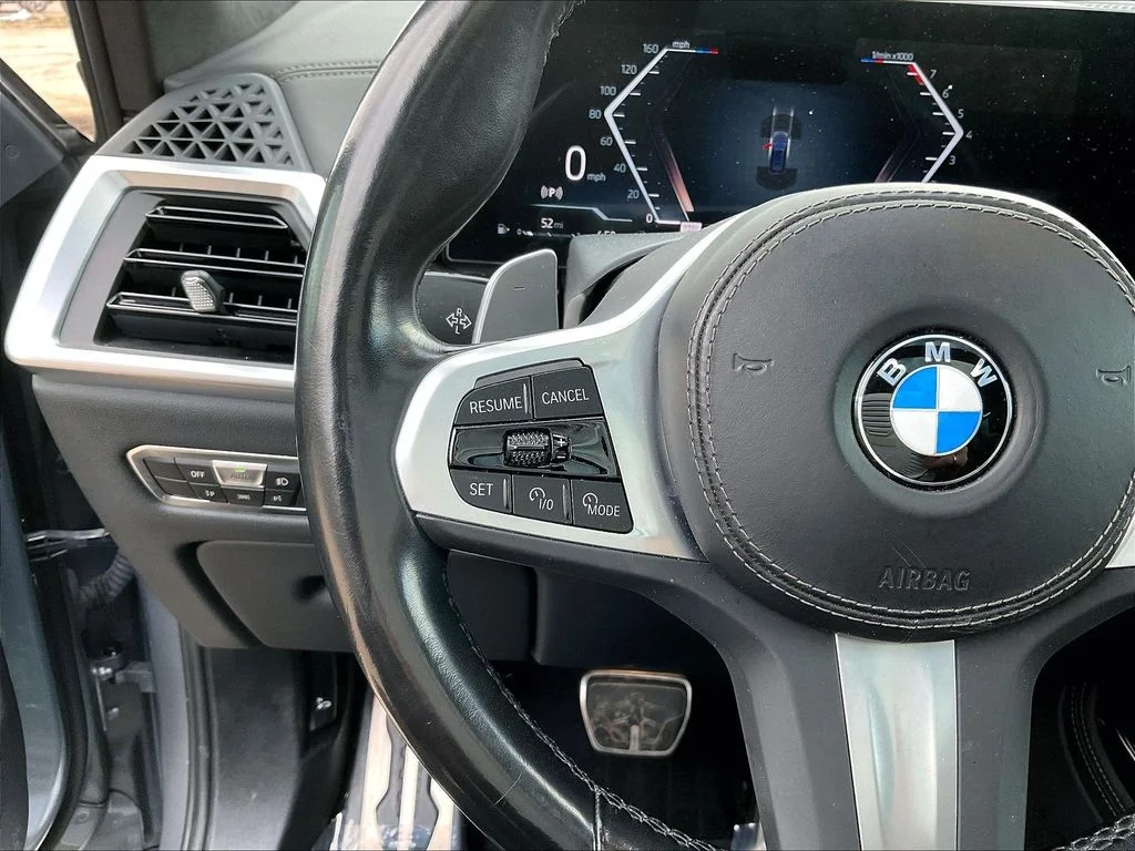 Used 2023 Skyscraper Gray Metallic BMW xDrive40i image 11