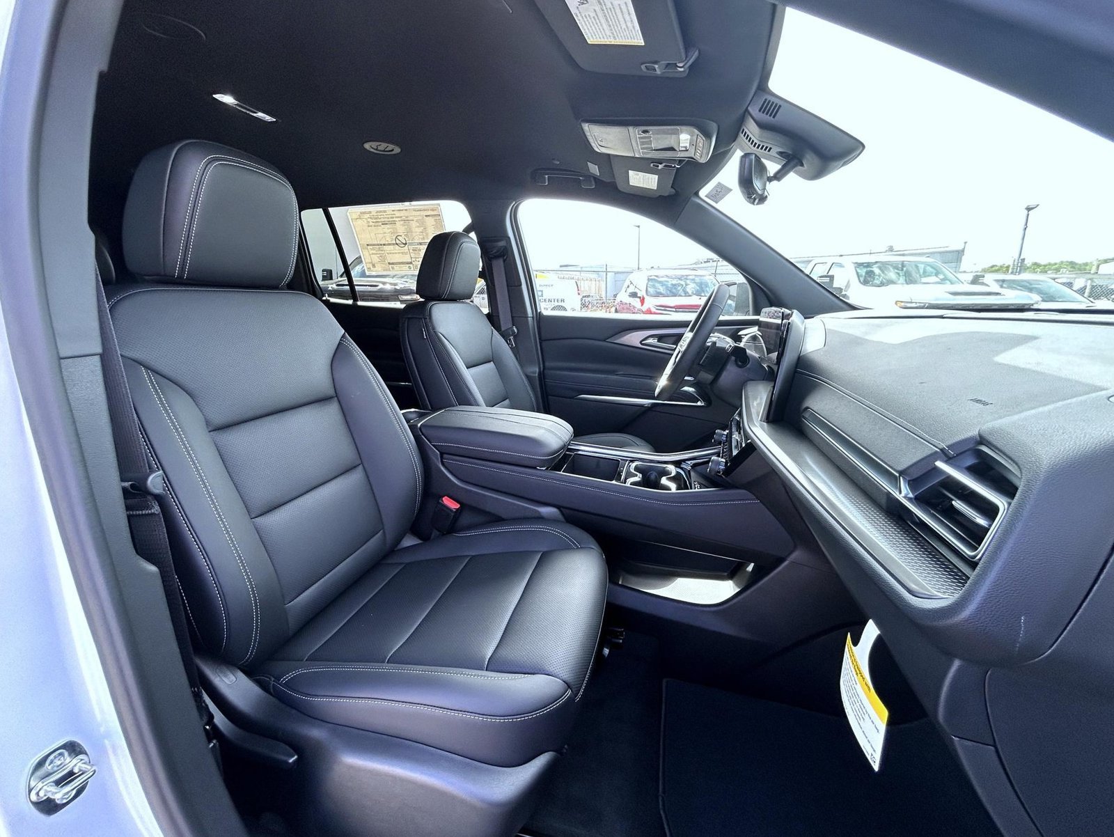New 2027 Summit White Chevrolet LT image 16