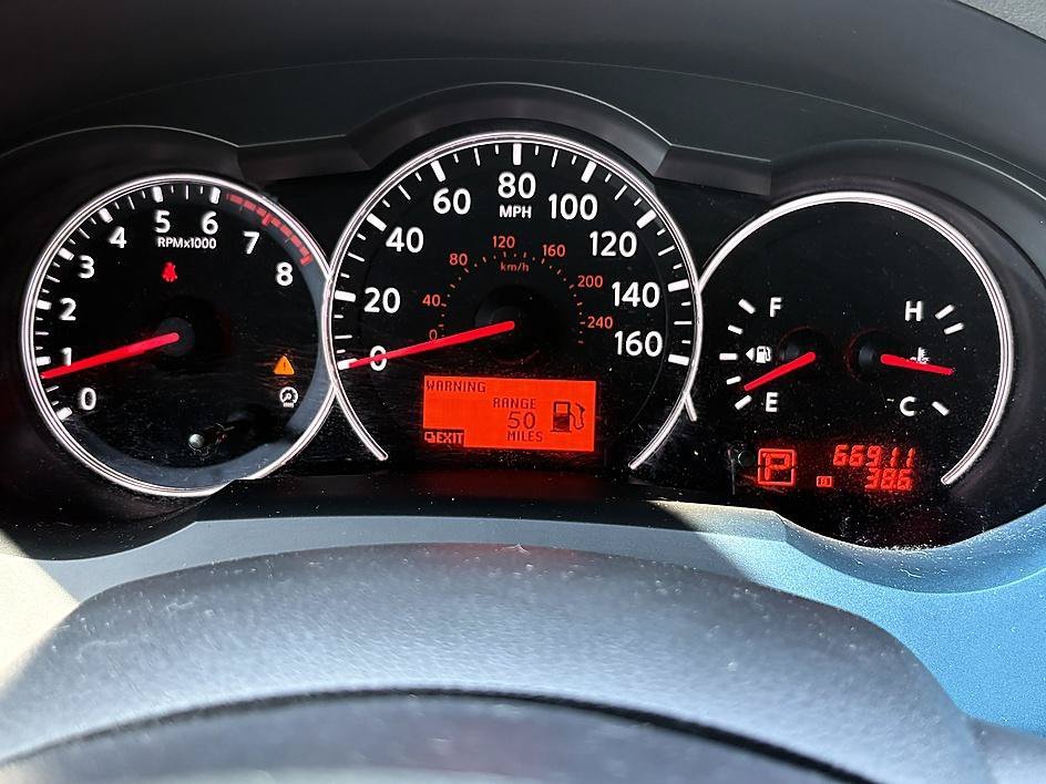 Used 2010 Radiant Silver Metallic Nissan 2.5 S image 18