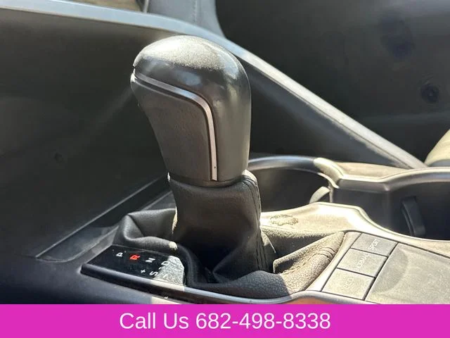 Used 2023 White Toyota SE image 22