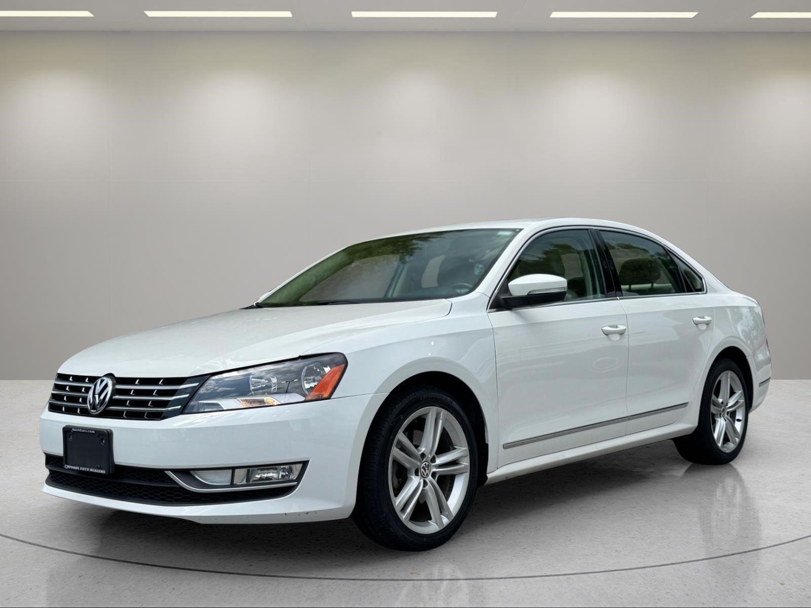 2015 Volkswagen Passat 2.0L TDI SE W/Sunroof & Nav