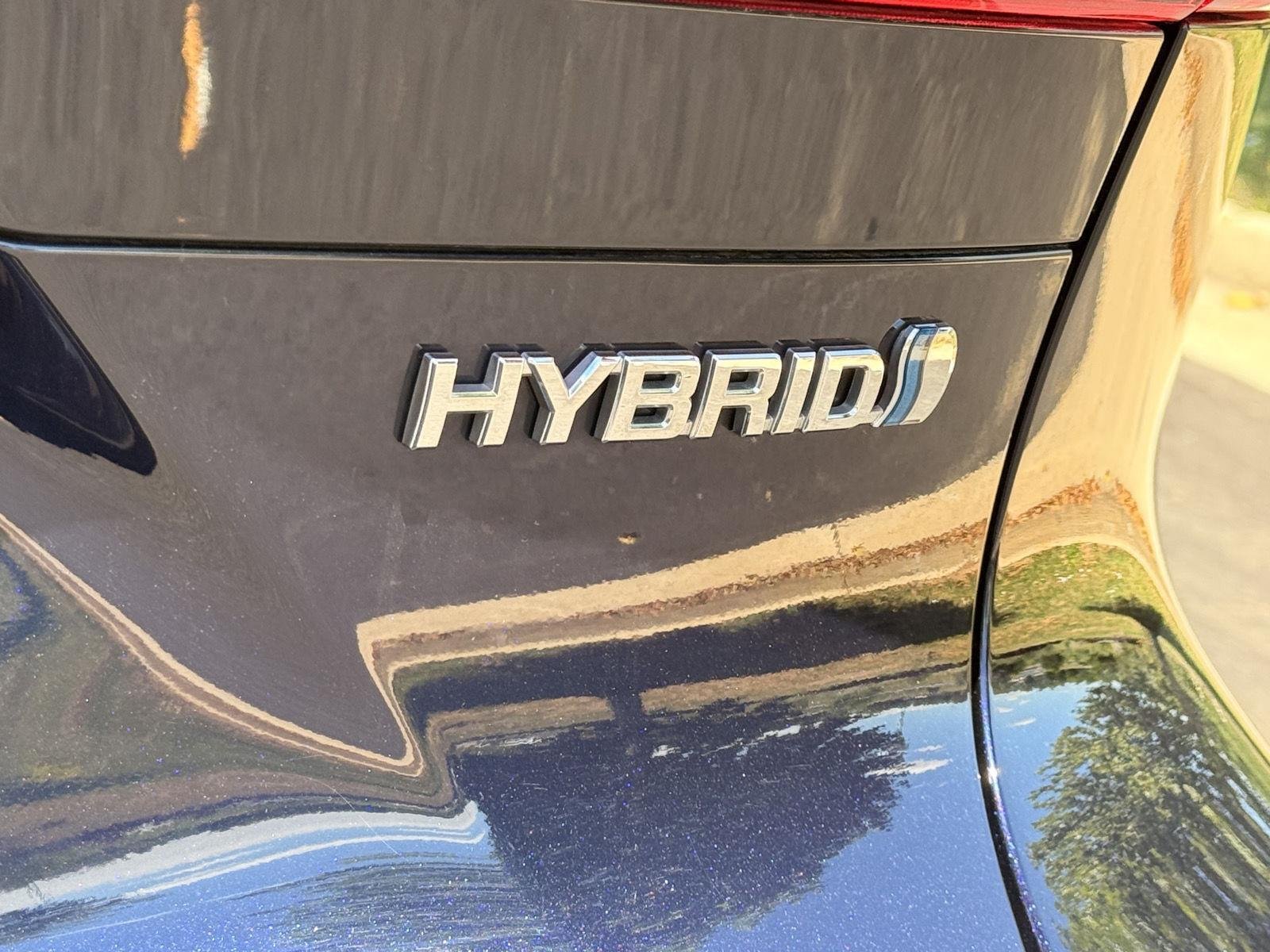 Used 2021 Blueprint Toyota LE image 18