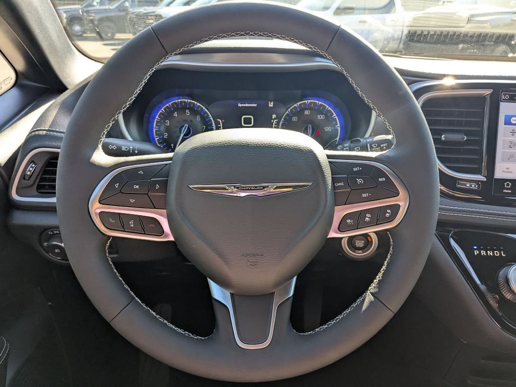 2026 Chrysler Pacifica Select - Photo 22