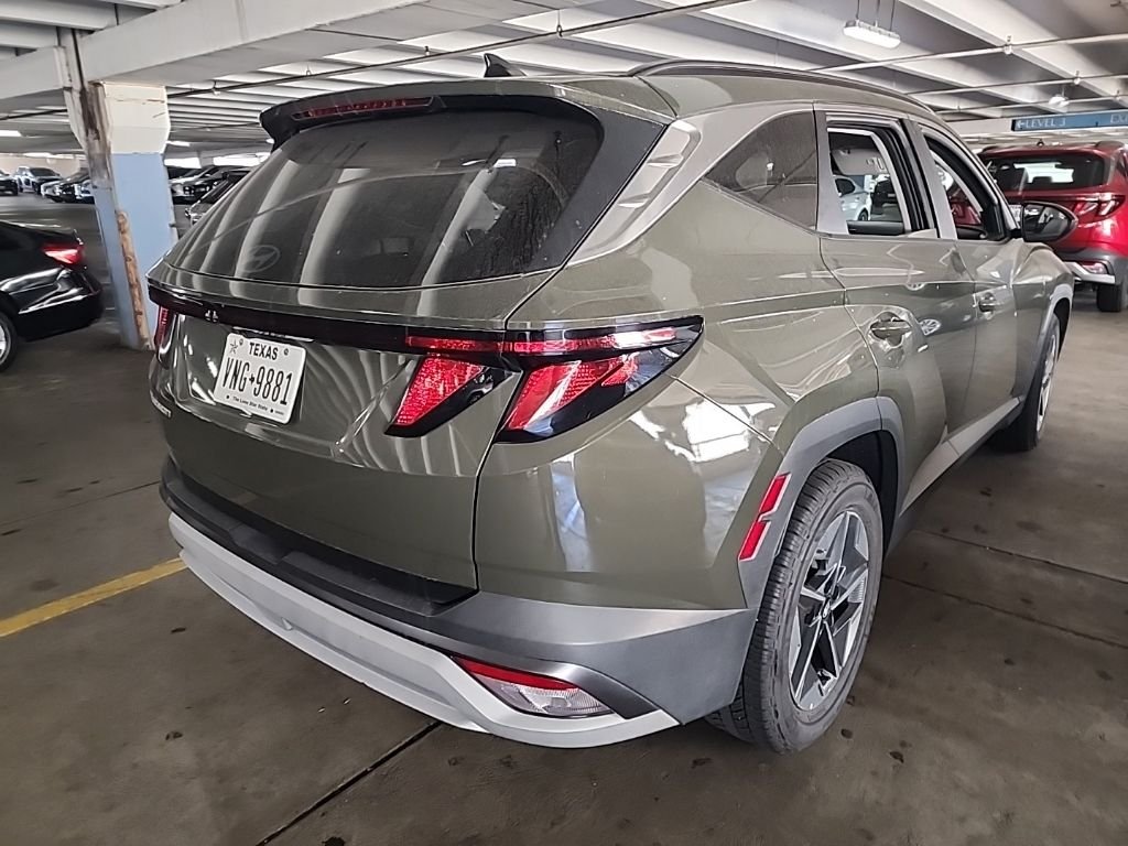 Certified Used 2025 Green Hyundai SEL image 2