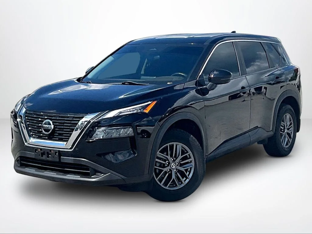 Used 2021 Black Nissan S image 2