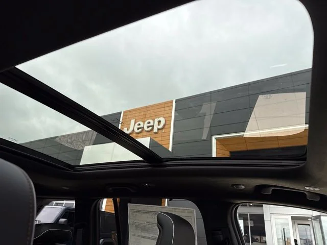 New 2027 Brown Jeep Summit image 35