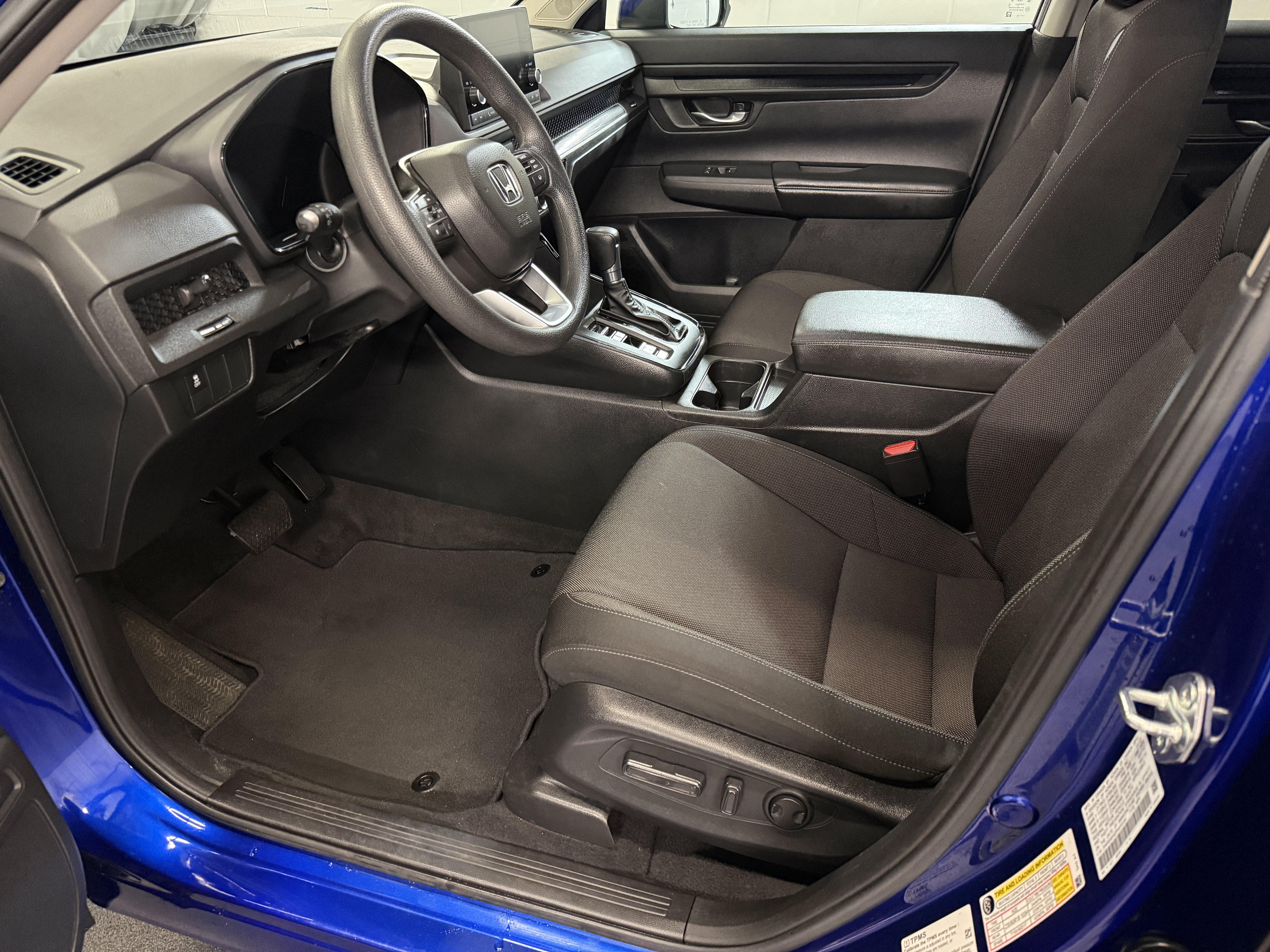 Used 2023 Canyon River Blue Metallic Honda EX image 14