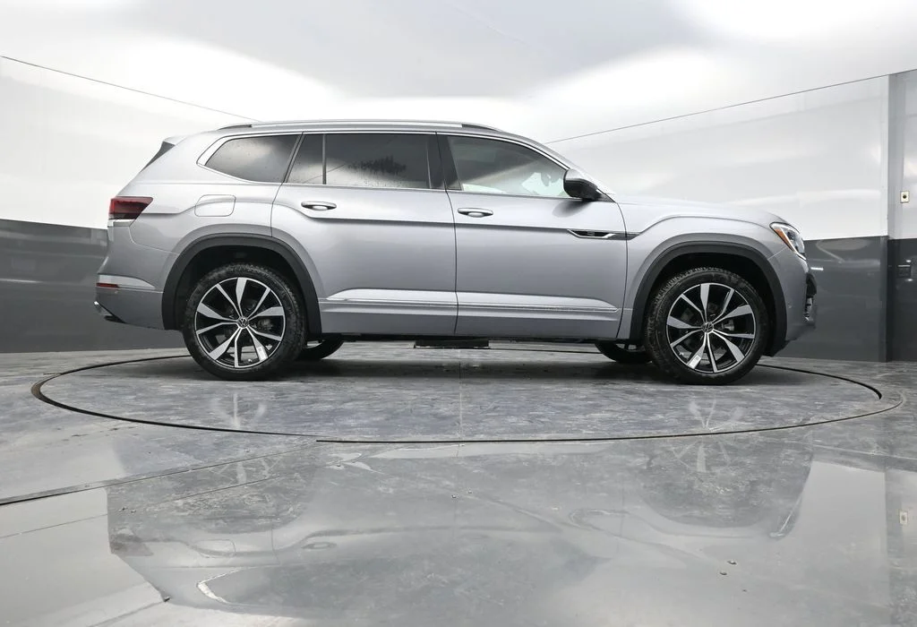 New 2026  Volkswagen 2.0T SEL Premium R-Line image 29