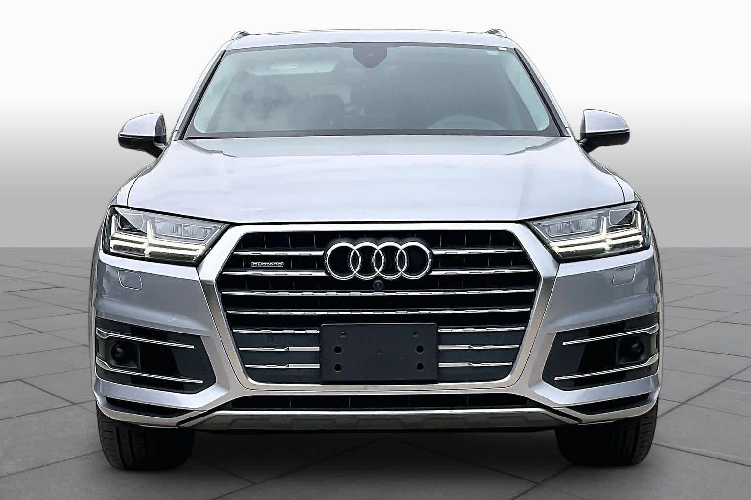 Used 2018 Florett Silver Metallic Audi Prestige image 4