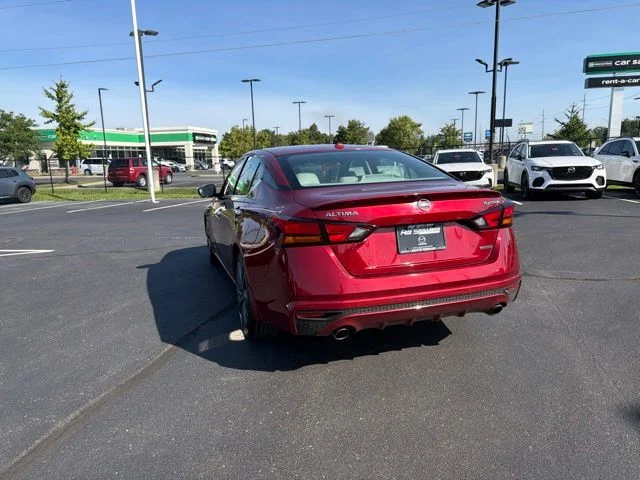 Used 2019 Red Nissan 2.0 Edition ONE image 14