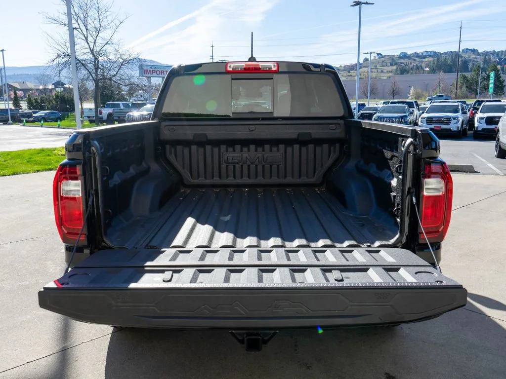 New 2026 Onyx Black GMC Elevation image 29
