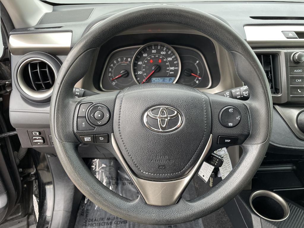 Used 2015 Black Toyota LE image 20