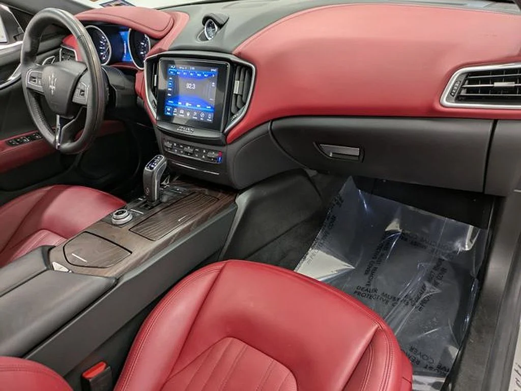 Used 2019  Maserati  image 29
