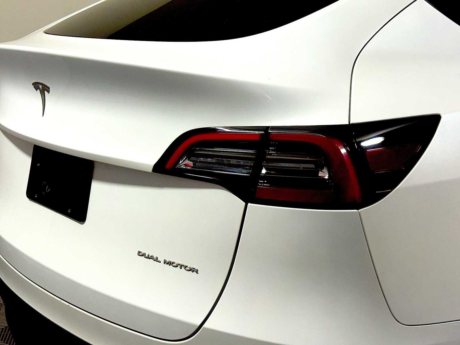 2023 Tesla Model Y Long Range - Photo 28