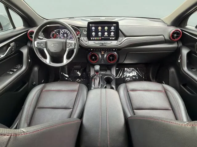 Used 2025 Sterling Gray Metallic Chevrolet RS image 32