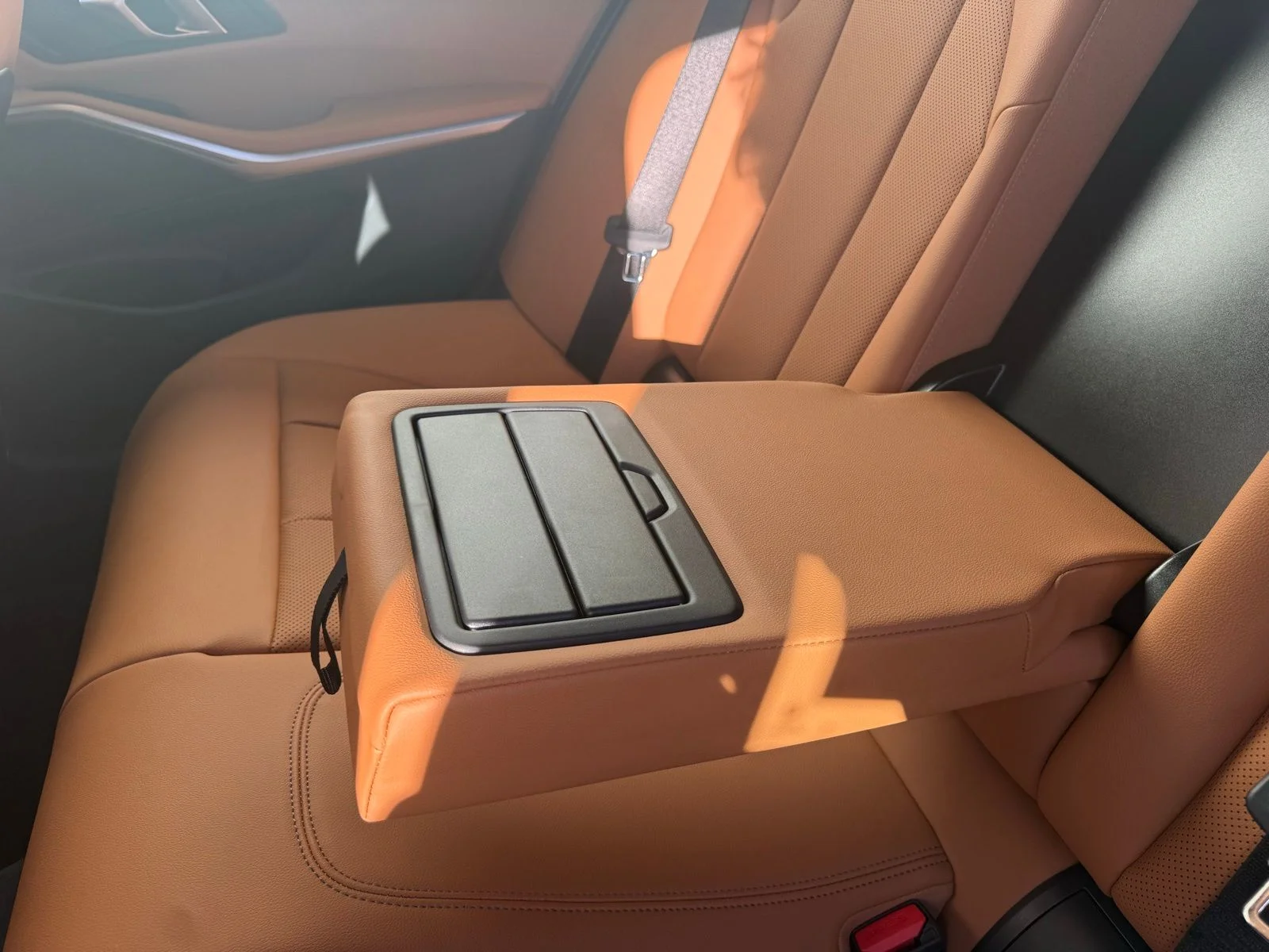 New 2026 Mineral White Metallic BMW 330i image 31