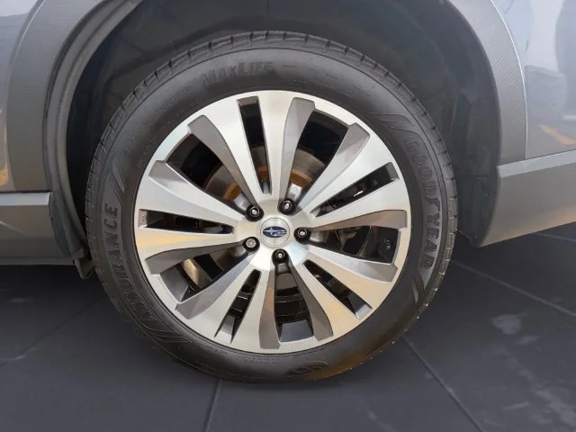 Used 2022 Gray Subaru Touring image 49