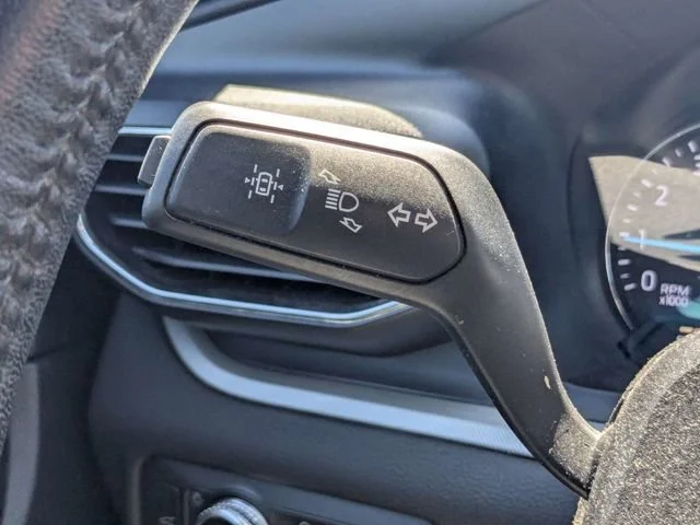Used 2020 Blue Metallic Ford XLT image 27