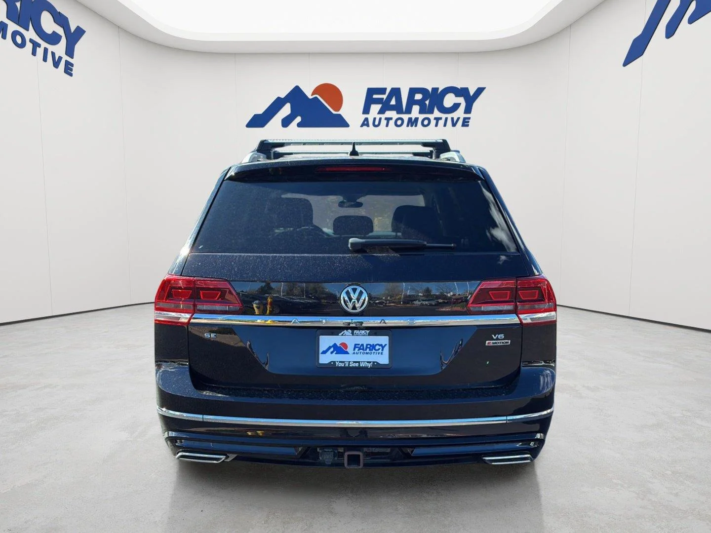 Used 2018 Deep Black Pearl Volkswagen 3.6L V6 SE w/Technology image 6
