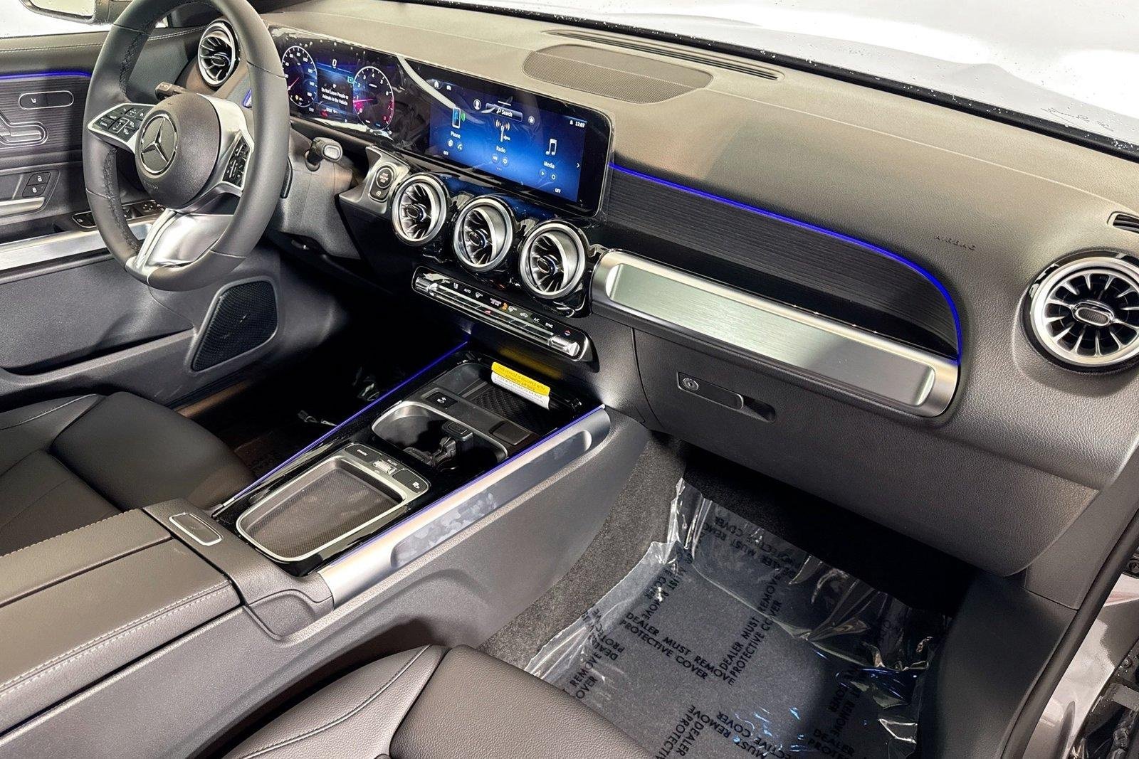 New 2026 Mountain Grey Metallic Mercedes-Benz GLB 250 image 27