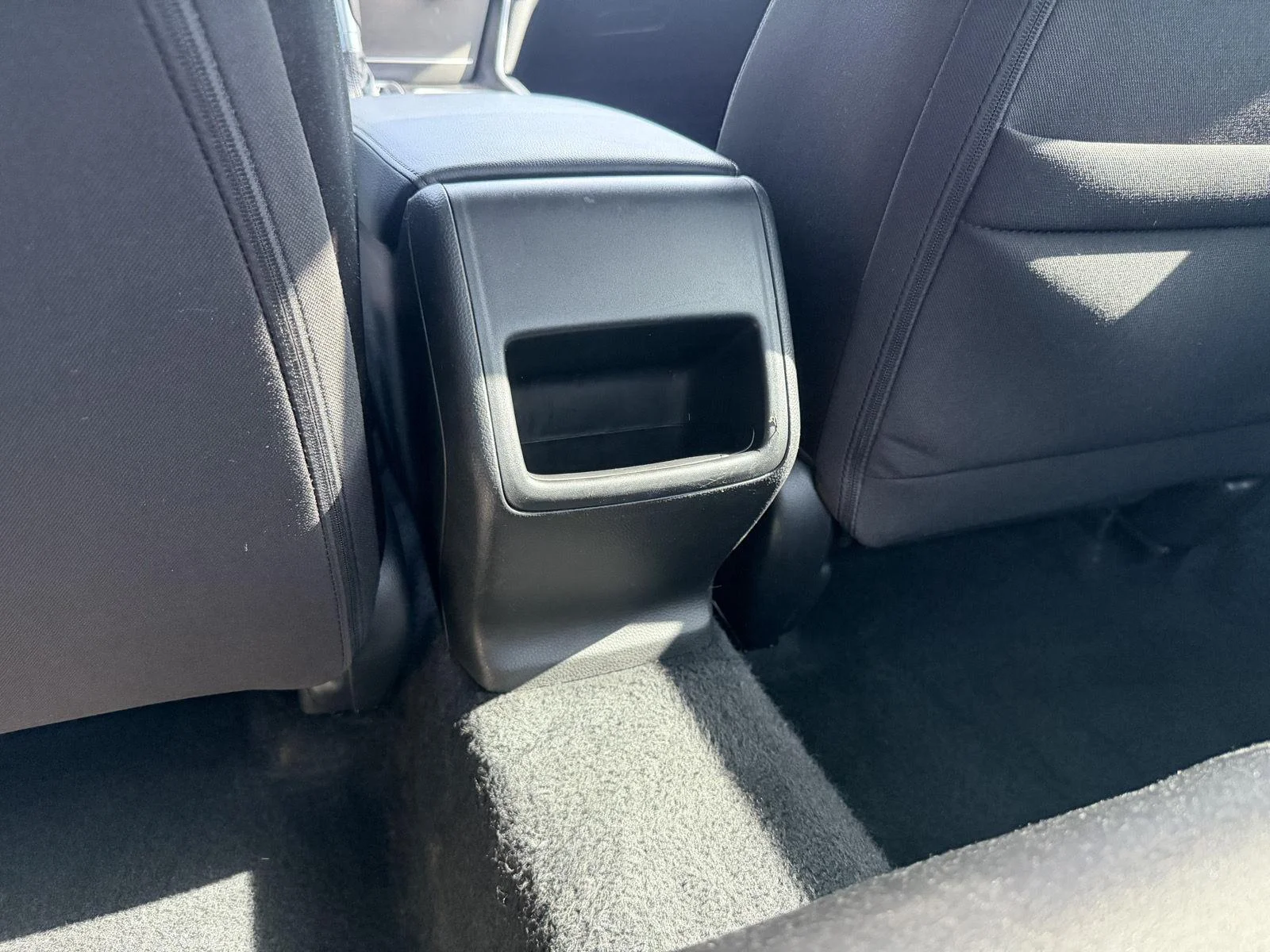 Used 2021 Platinum White Pearl Honda LX image 9