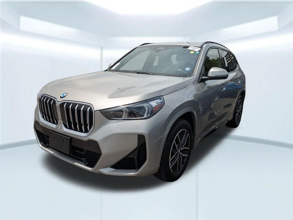 2025 BMW X1 xDrive28i's photo