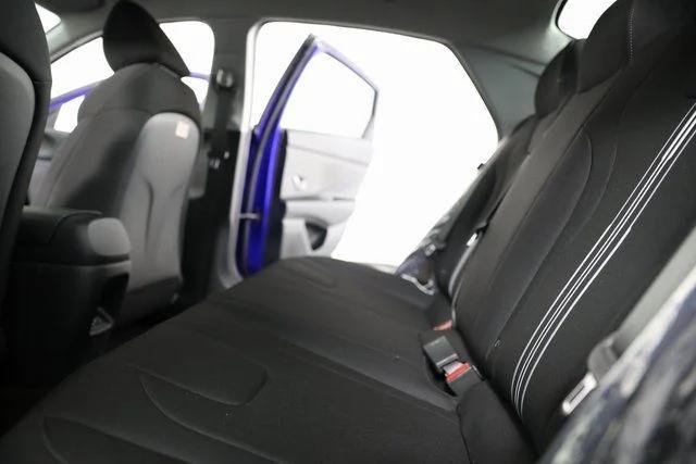2025 Hyundai Elantra Blue - Photo 53