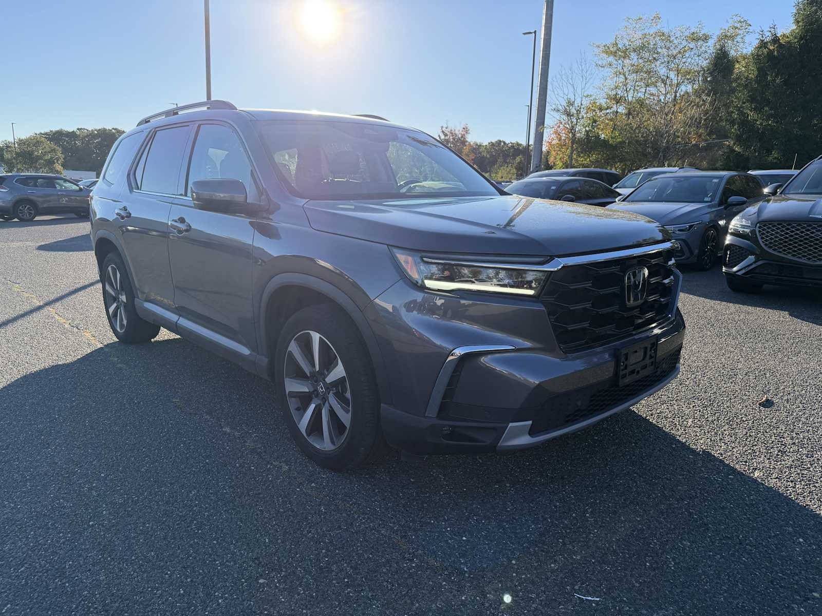Used 2024 Modern Steel Metallic Honda Touring image 7