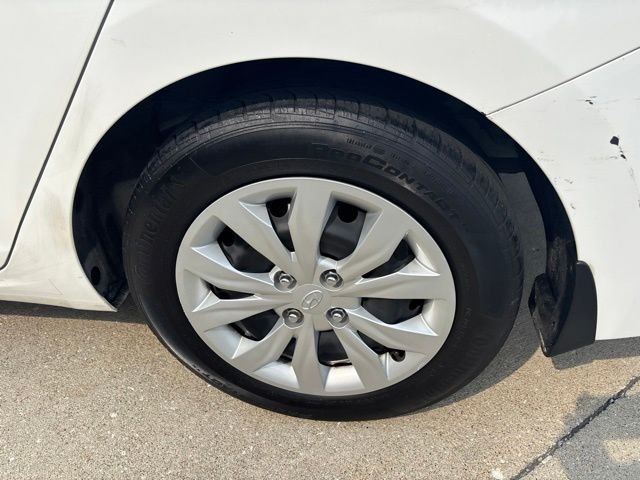 2022 Hyundai Accent SE - Photo 10
