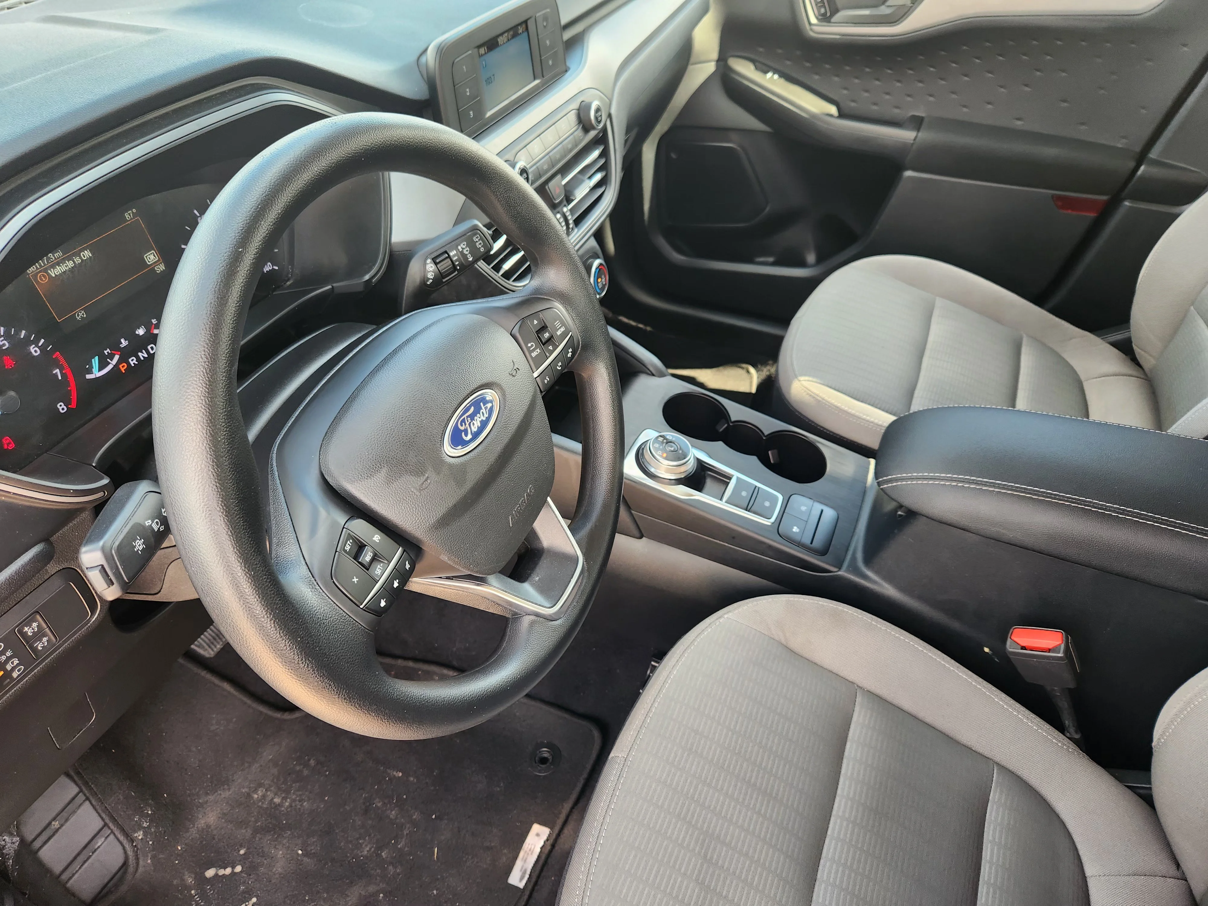 Used 2020  Ford S image 13