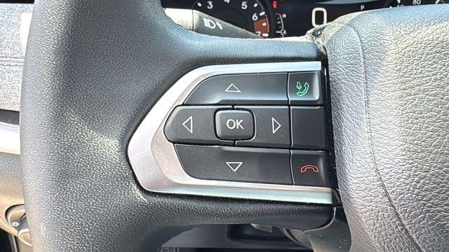 Certified Used 2025 Black Jeep Latitude image 22