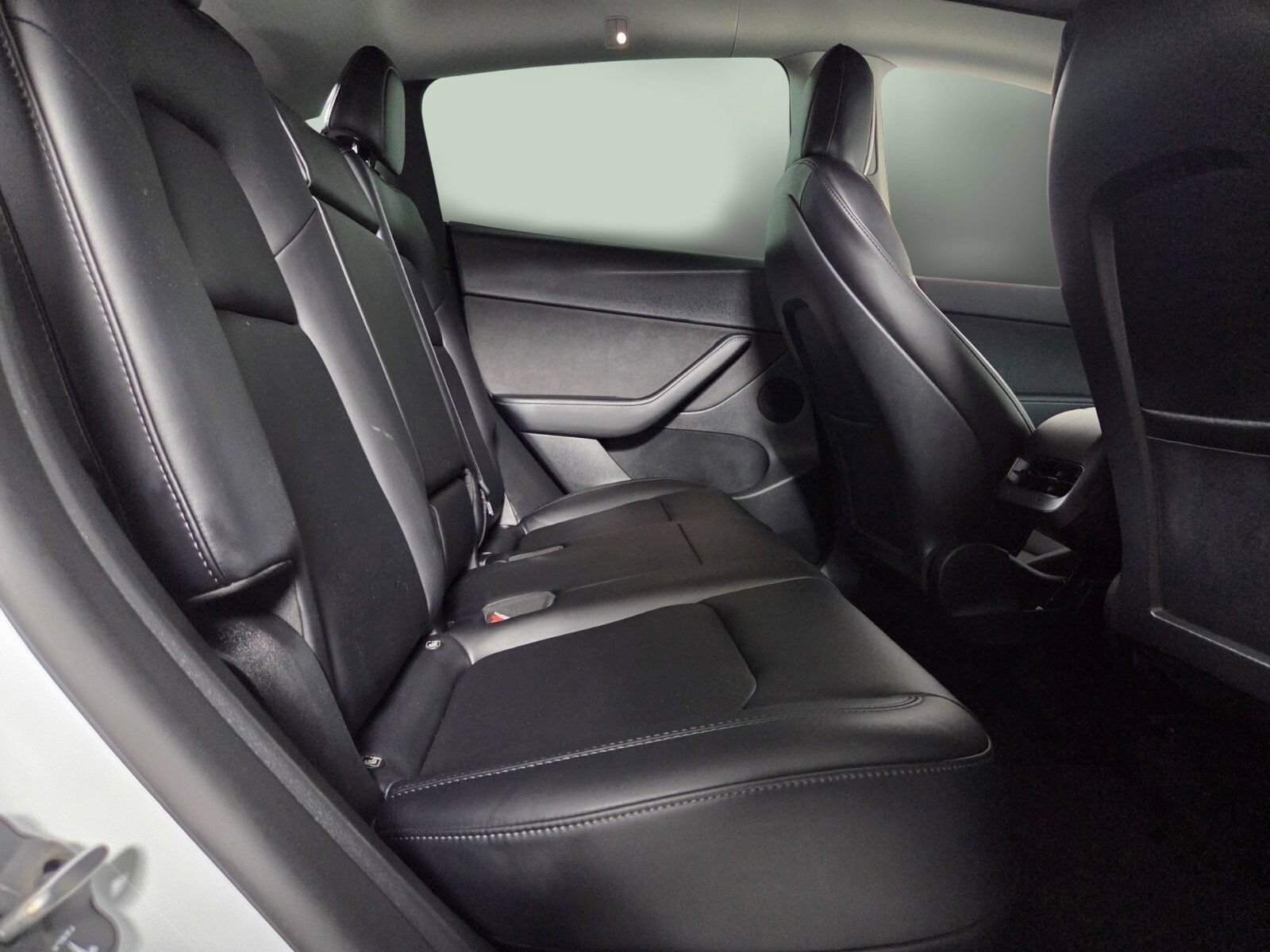 2022 Tesla Model Y Long Range - Photo 15