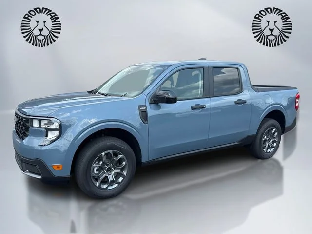 New 2026 Azure Gray Metallic Tri-Coat Ford XLT image 1