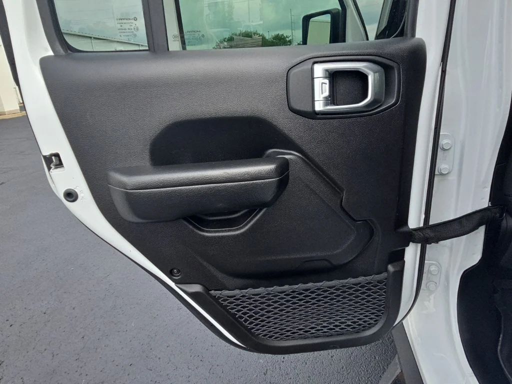 2022 Jeep Gladiator Mojave - Photo 16