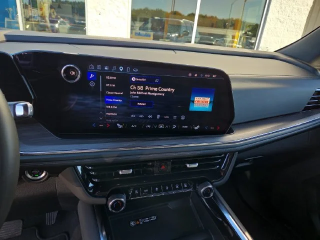 Used 2025 Dark Ash Metallic Chevrolet LT image 23