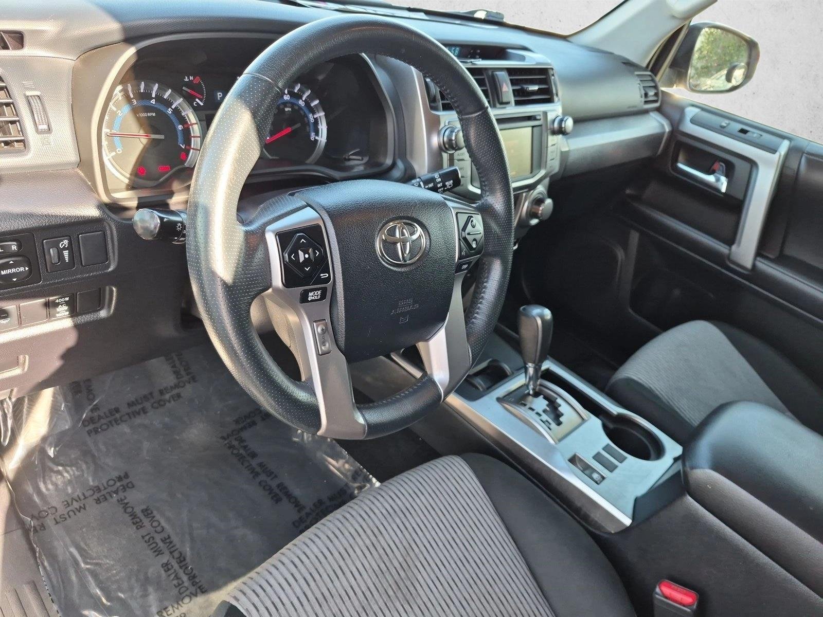 Used 2019 Classic Silver Metallic Toyota SR5 image 10