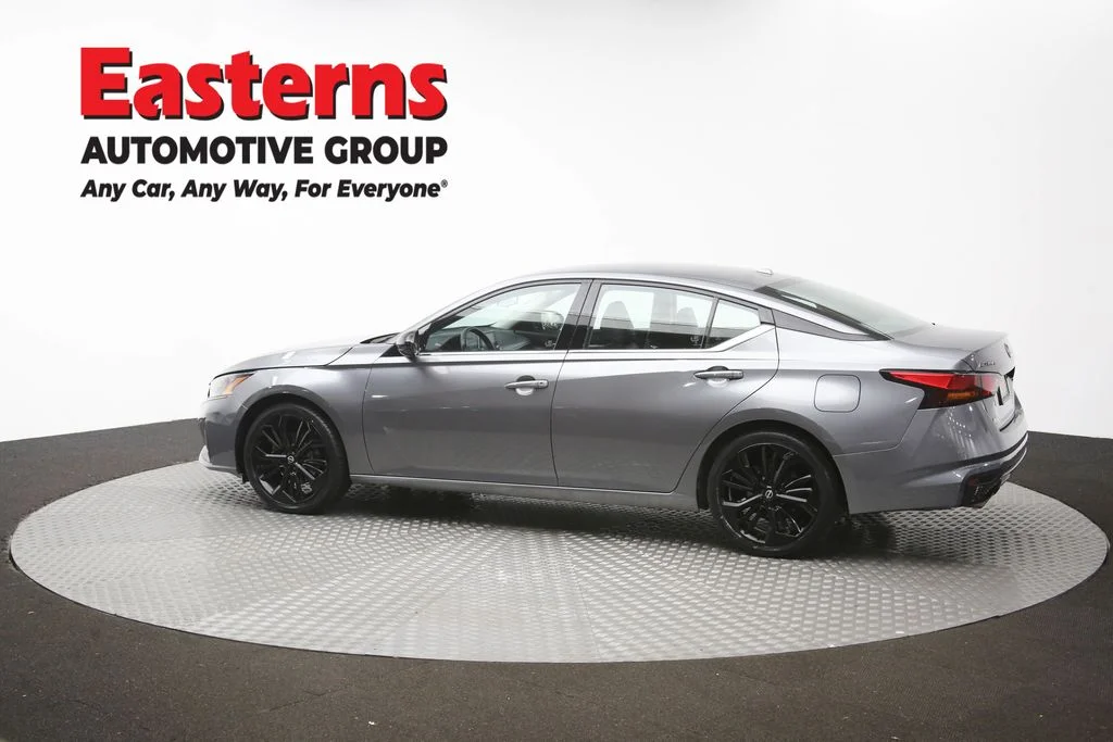 Used 2023 Gray Nissan 2.5 SR image 61