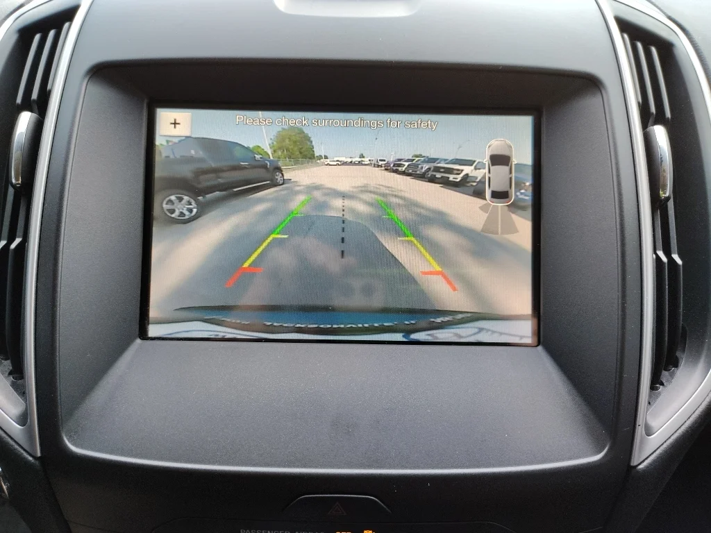 Used 2019 Blue Metallic Ford SEL image 24