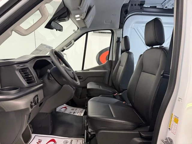 New 2026 Oxford White Ford Cargo Van image 27