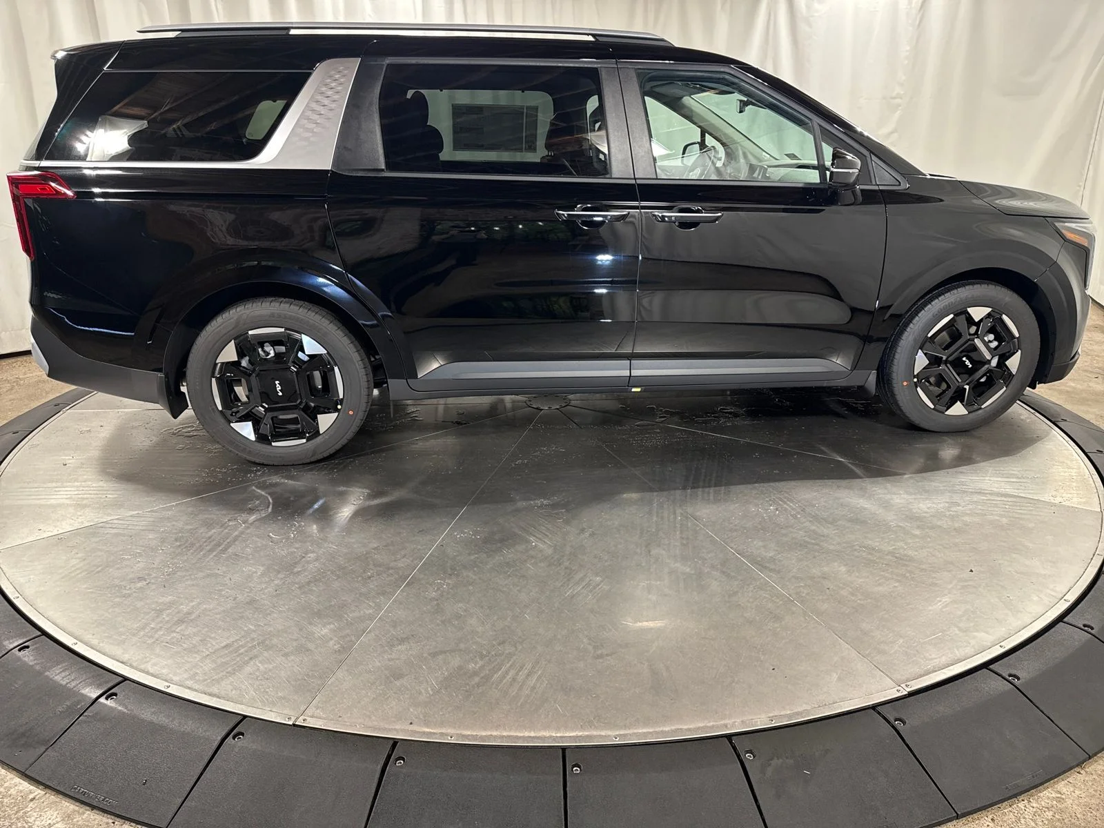 New 2026 Aurora Black Kia EX image 9