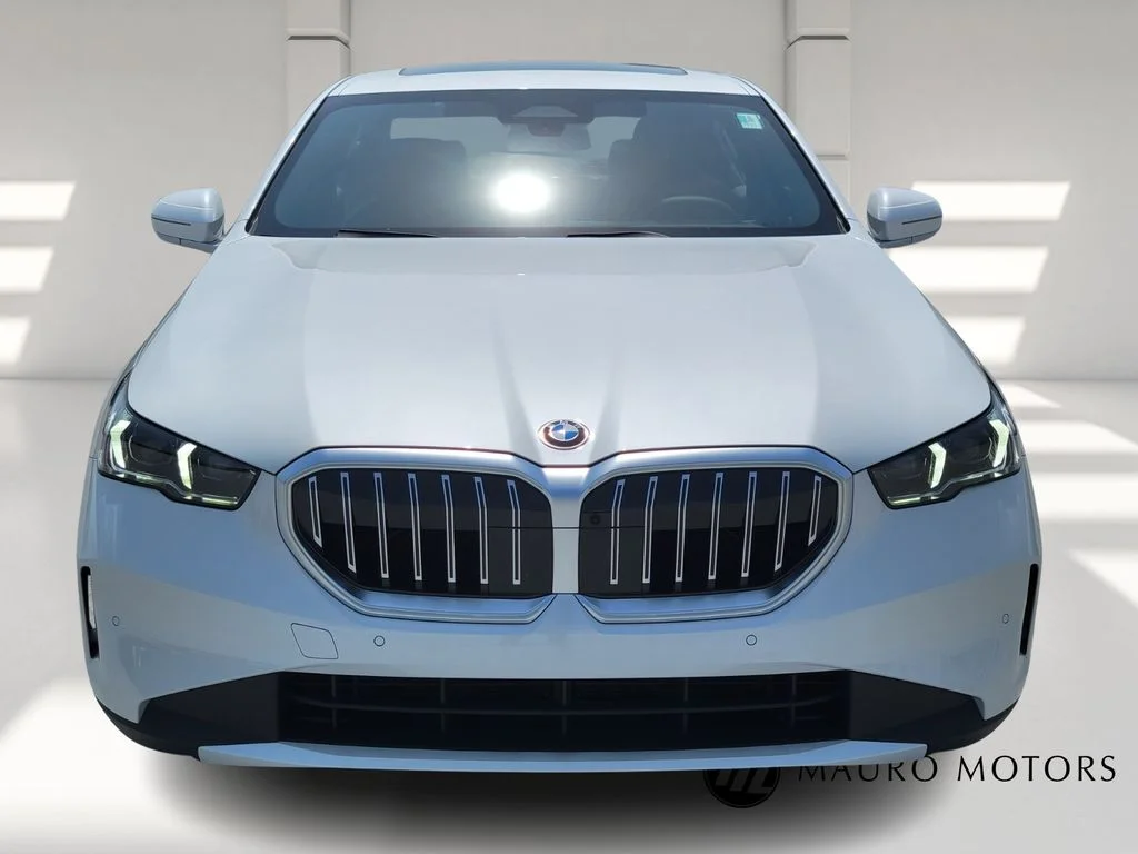 2026 BMW 5 Series 530i - Photo 8
