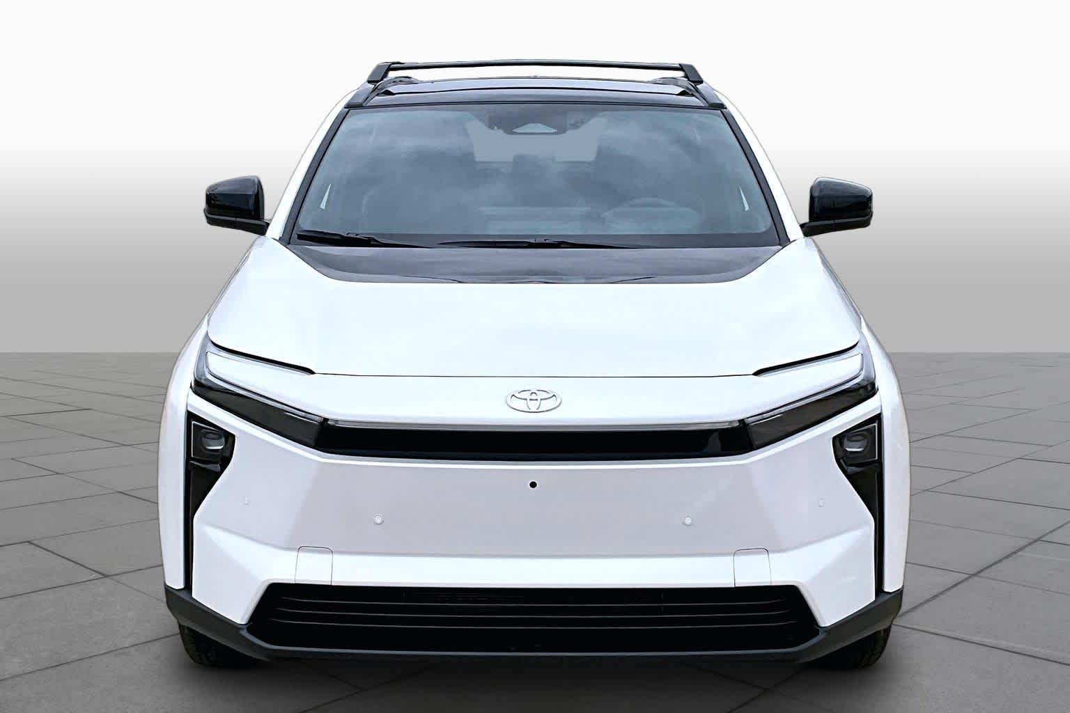 New 2027 Wind Chill Pearl Toyota Limited image 3
