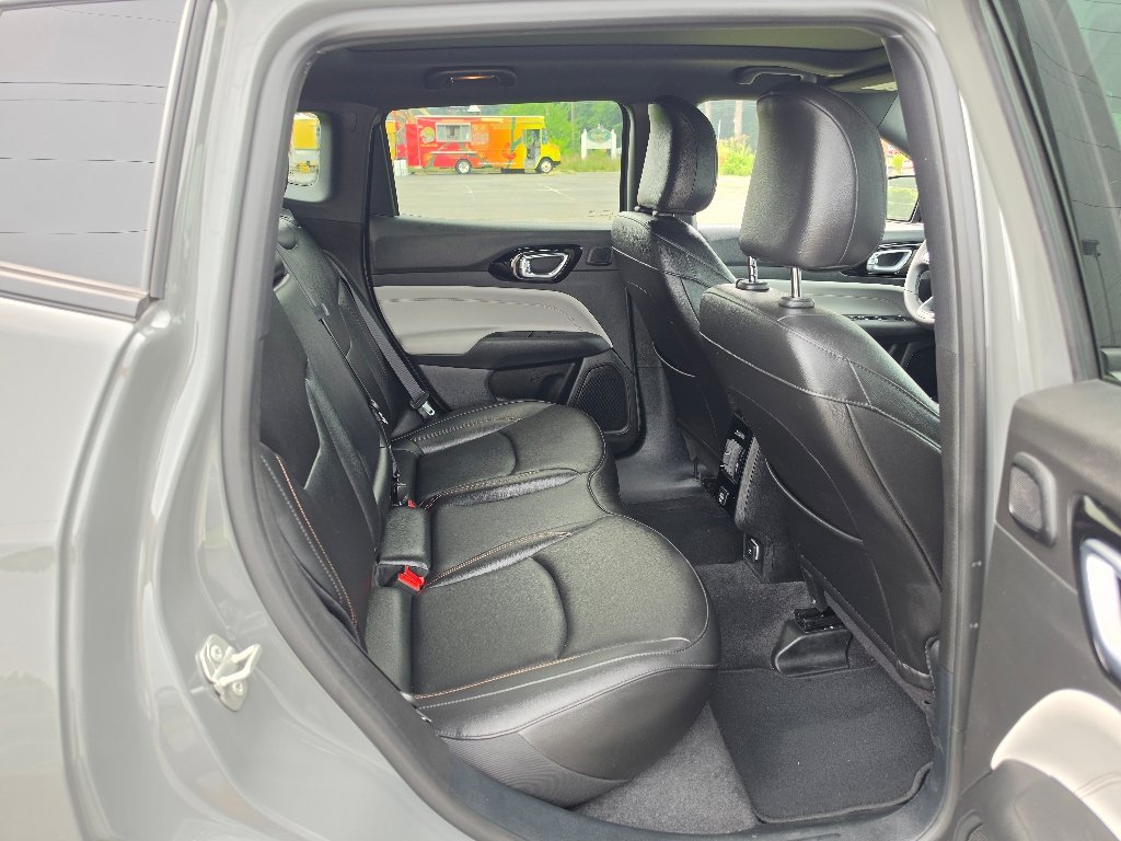 Certified Used 2024 Sting-Gray Clear Coat Jeep Limited image 28