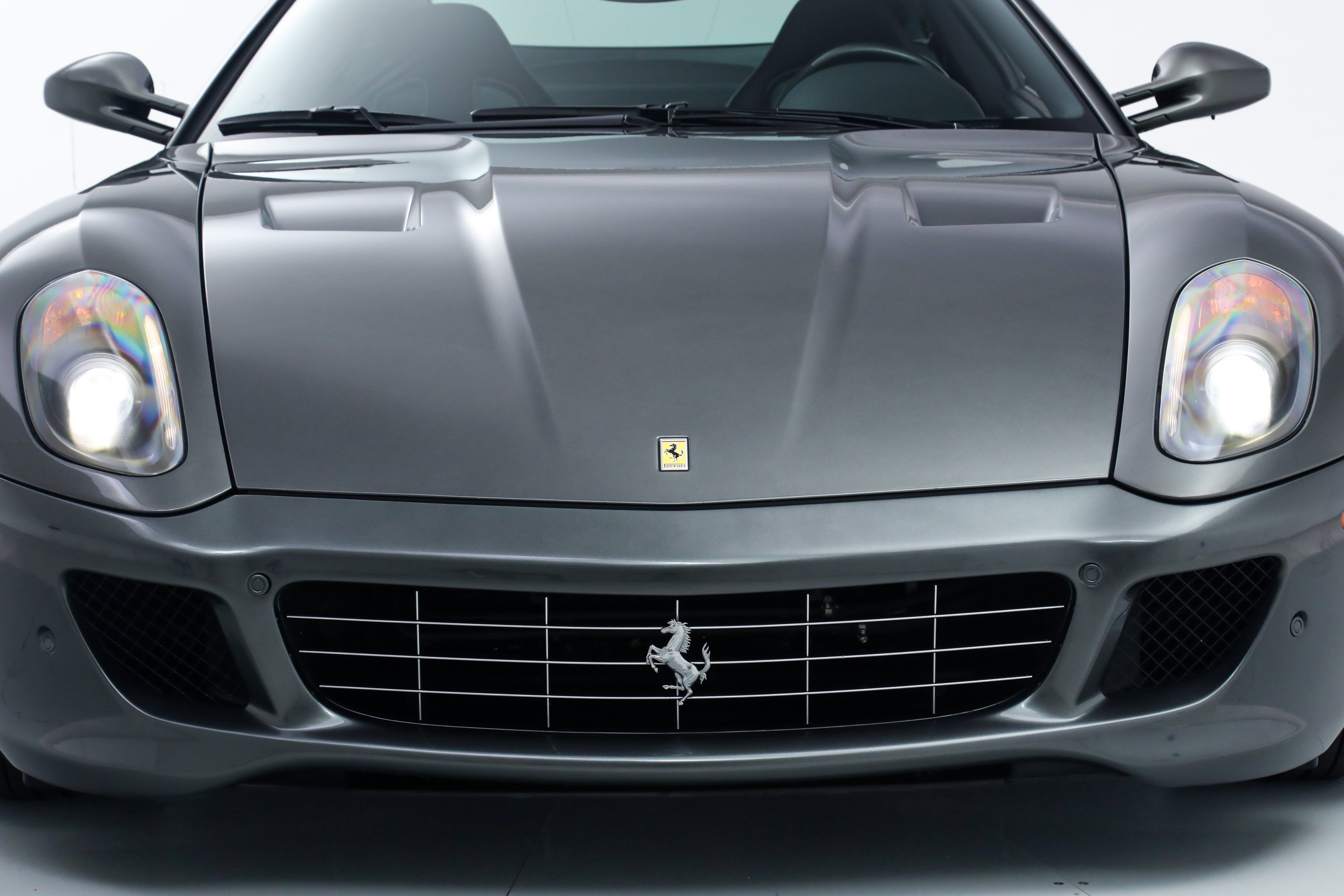 Used 2009 Gray Ferrari  image 12