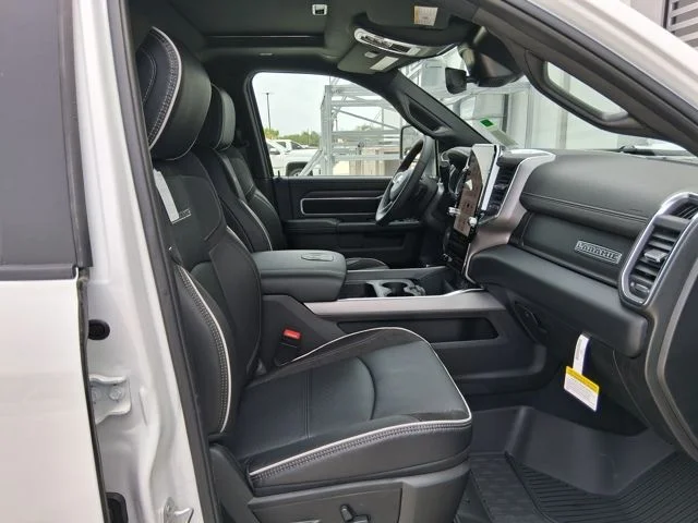 New 2026 Bright White Clear-Coat Exterior Paint RAM Laramie image 25