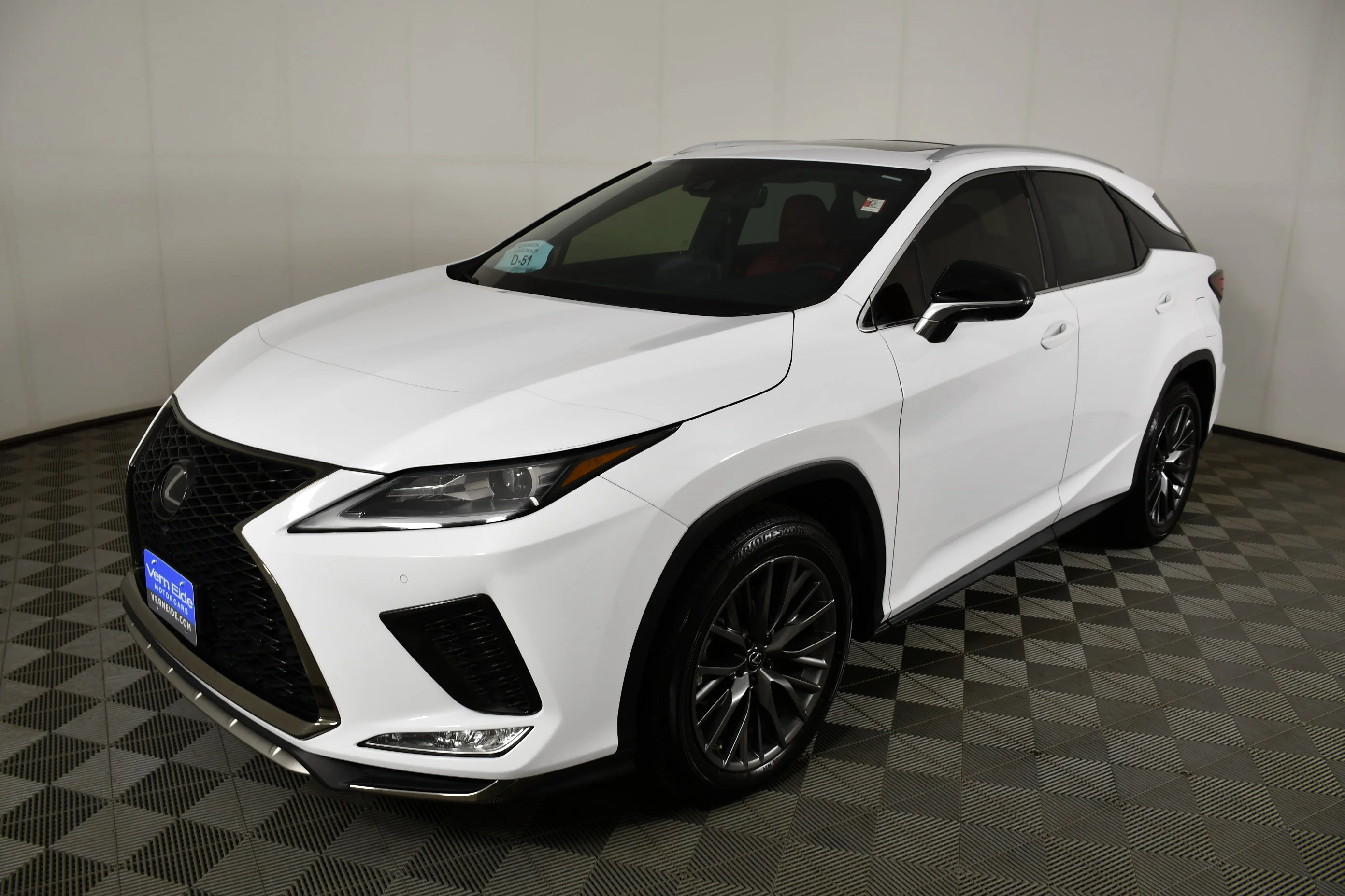 Used 2022 Ultra White Lexus RX 350 F SPORT Handling image 10
