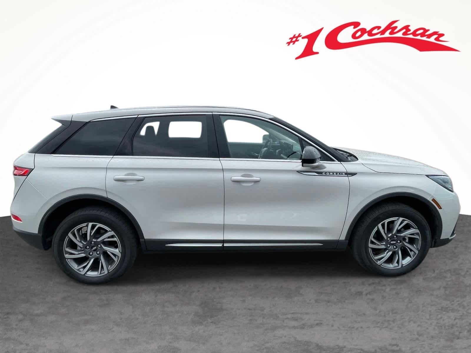 Used 2023 Ceramic Pearl Lincoln Standard image 6